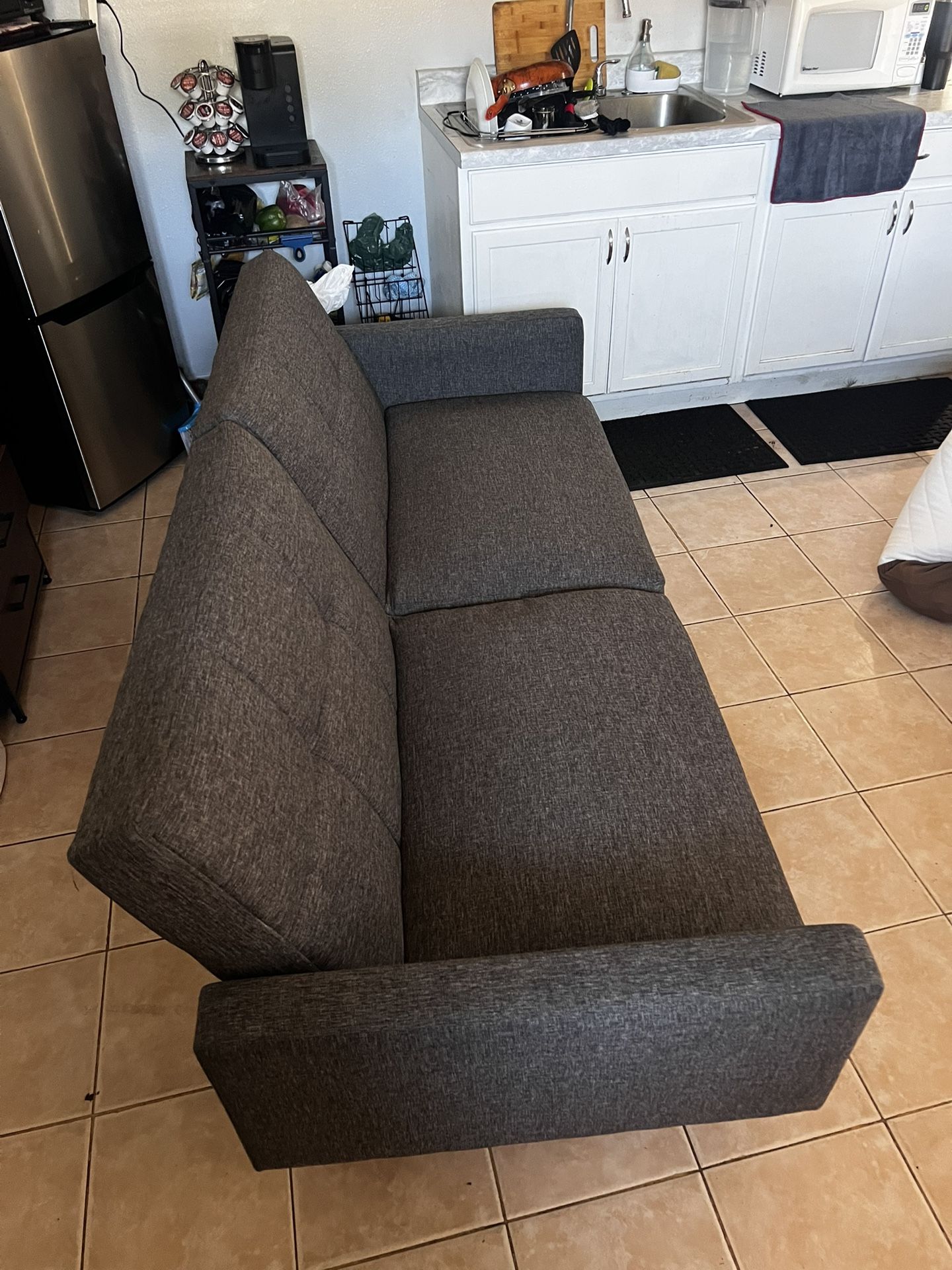 Sofa Bed (Sofa Cama - 6’3” x 3’8”)