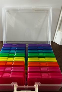 Rainbow Photo & Craft Storage Case – 16 Containers
