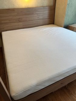 King Mattress, barely used, Ikea Asbygda. $45