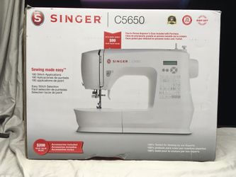 Singer Sewing Machine 
