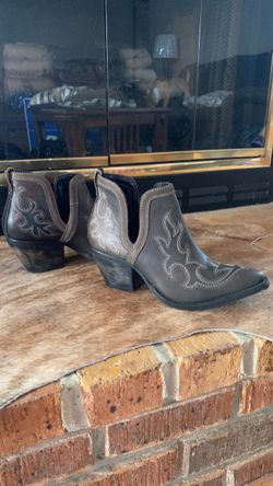 Brand New Myra Cowgirl booties