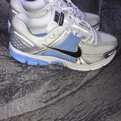Nike Vomero Worn Once