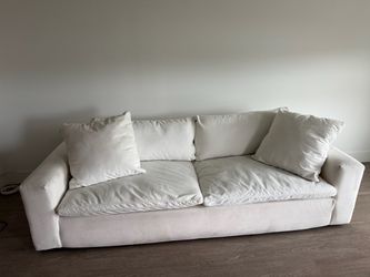 Living Spaces Utopia sofa