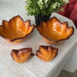 Dos Saleros Con Dos Platitos Hondos