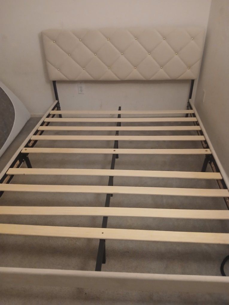 Queen Flat Bed