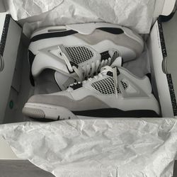 Jordan 4’s Military Black