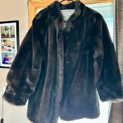 Fur coat, excellent condition