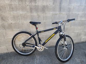 Cannondale F400 Moutian Bike