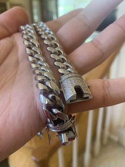 White gold plated Cuban link with diamond clasp