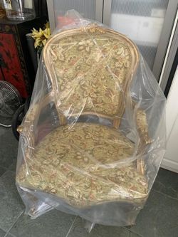 Antique Style Room Chair