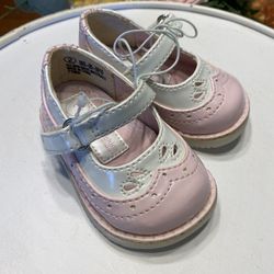 New! Baby Girls Size 2 Shoes … Pink and White Patent Leather Mary Janes 
