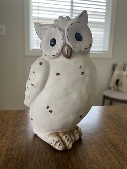 10" Ceramic Owl