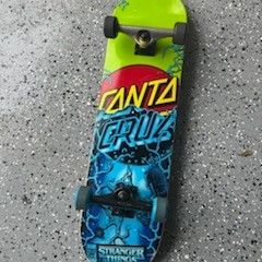 Santa Cruz Stranger Things SKATEBOARD 