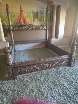 King size bedroom