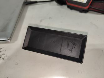 Cybertruck Tonnue Switch