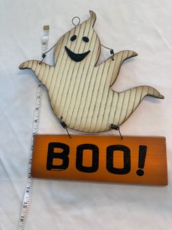 Halloween ghost BOO sign