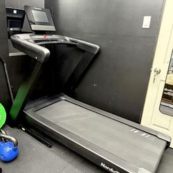 NordicTrack commercial 1250 Treadmill 