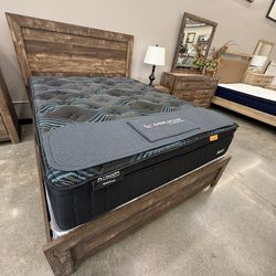 4 PC QUEEN BEDROOM  SET