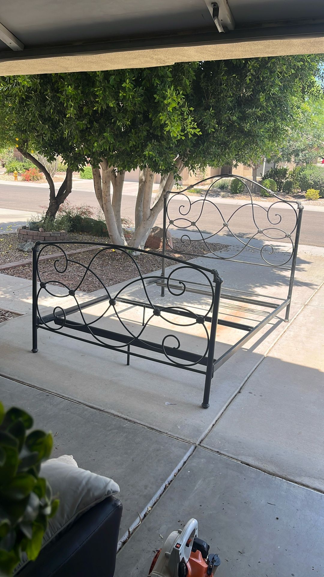Queen Metal Bed Frame