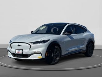 2022 Ford Mustang Mach-E