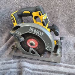 DeWalt Circular Saw 7 1/4 Used
