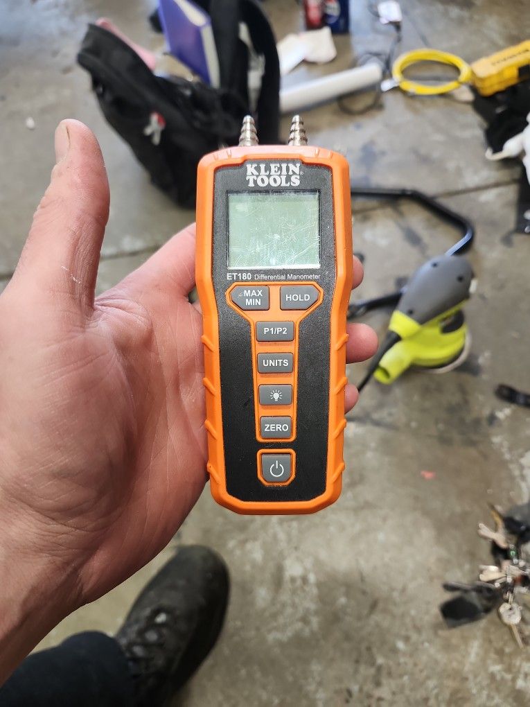 Differential Manometer Et180 [Knock Off 20 For Cash Pick Up]
