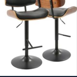 2 Swivel Chairs