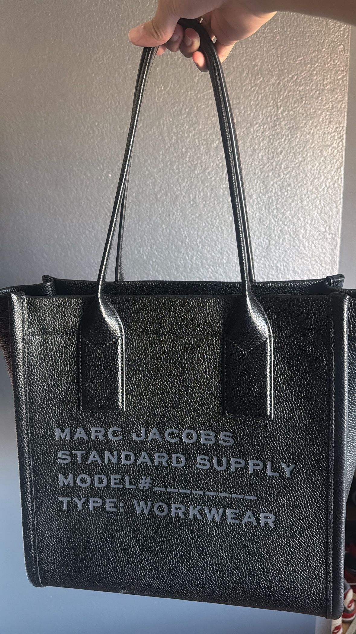 Marc Jacobs Medium Leather Tote Purse