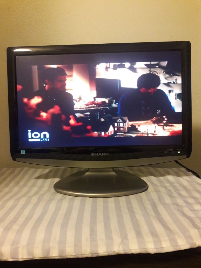 Sharp 19 "LC-19SB14U 720p LCD panorámico HDTV (negro)