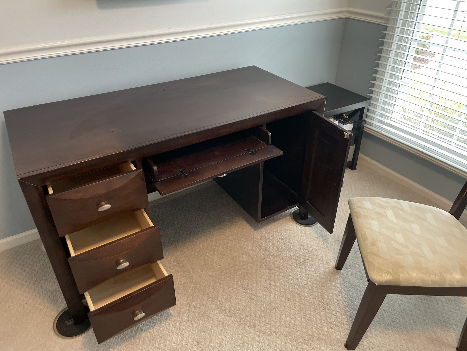Desk With Chair. Solid Wood