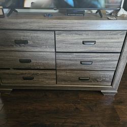 3 Piece Queen Bed Set