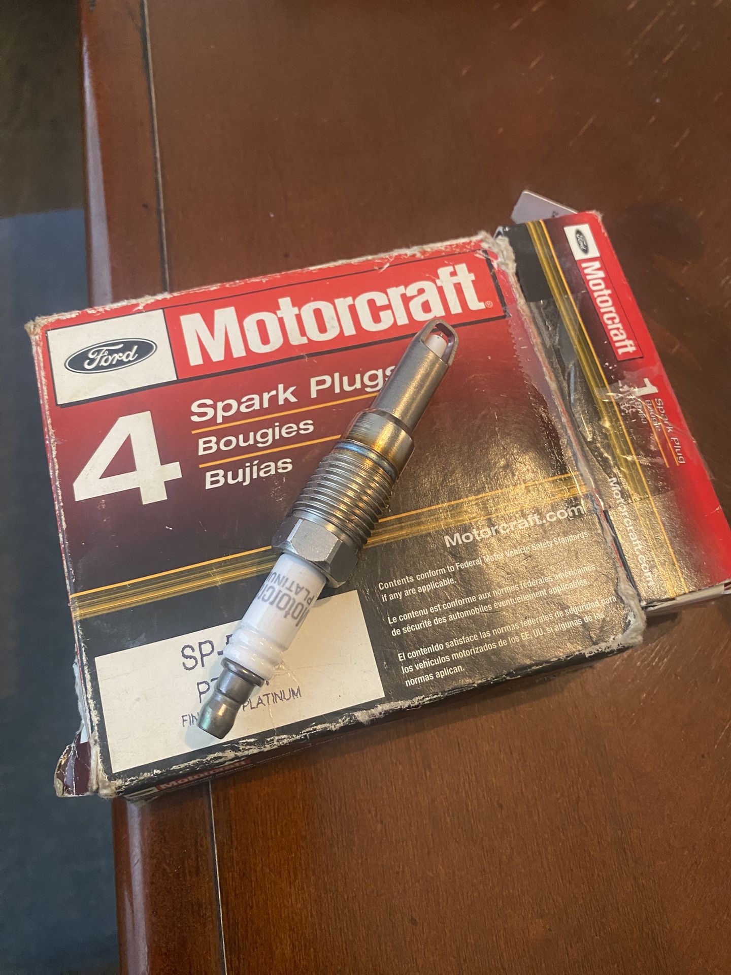 Tengo Estás Vujillas  Marca Motorcraft Solo Son 5 PCs  Las Otras Se Me Perdieron 