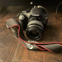 Canon Rebel T5 DSLR Camera