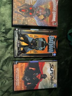Batman,wonderwoman,superman ( absolute )