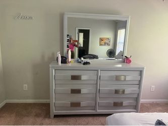 Dresser and headboard w/ bed frame