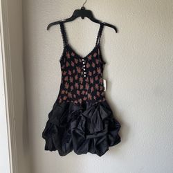 Brand New Woman’s Forever 21 brand Black Floral Dress Up For Sale