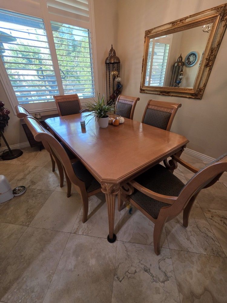 Large Expandable Dining Table