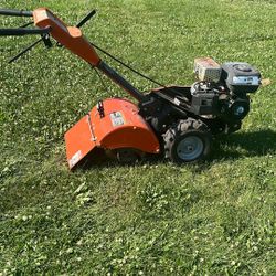 Husquvarna Tiller 