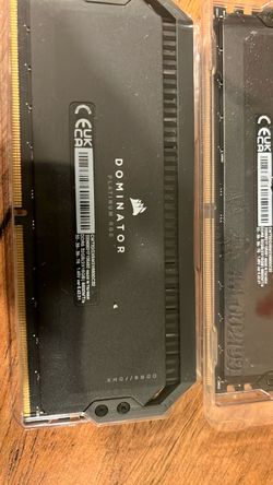 Corsair Dominator Platinum RGB DDR5 RAM 32Gb