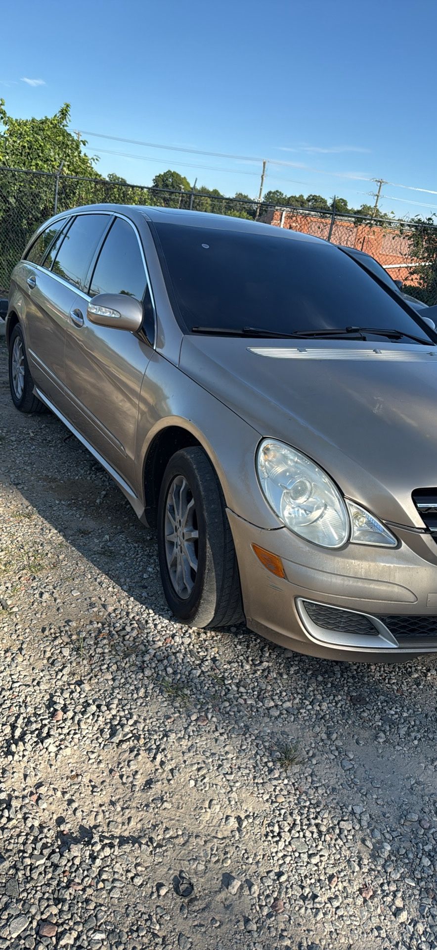 2011 Benz R500 sports wagon 