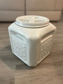 Dog food storage