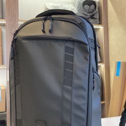 Peter McKinnon 35L Camera backpack