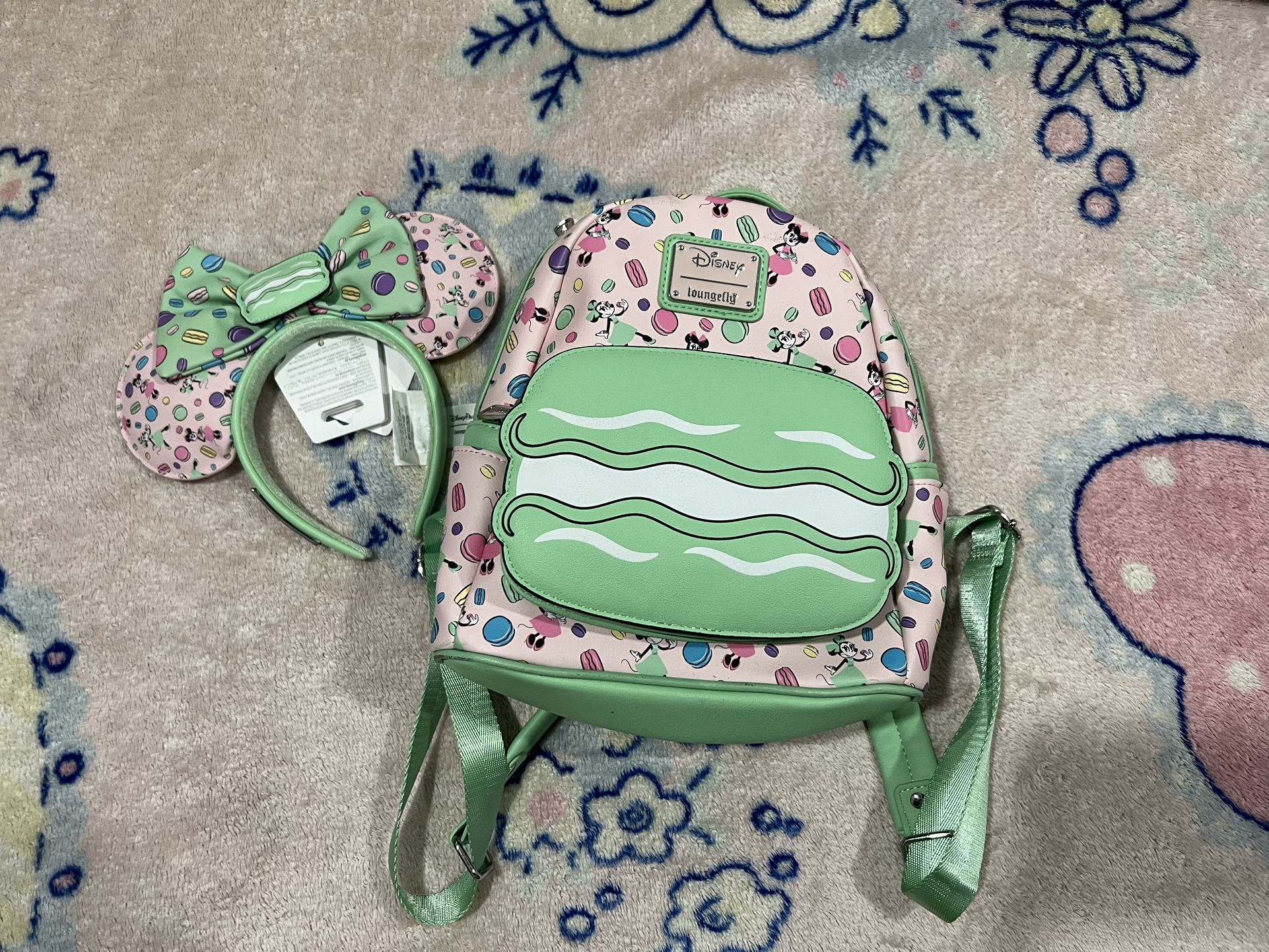 Macaron Minnie Mouse Lounge fly Bag