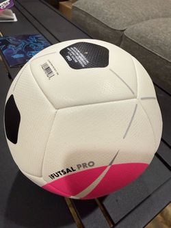 Nike futsal pro ball