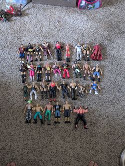 HUGE WWE FIGURE LOT (read bio)