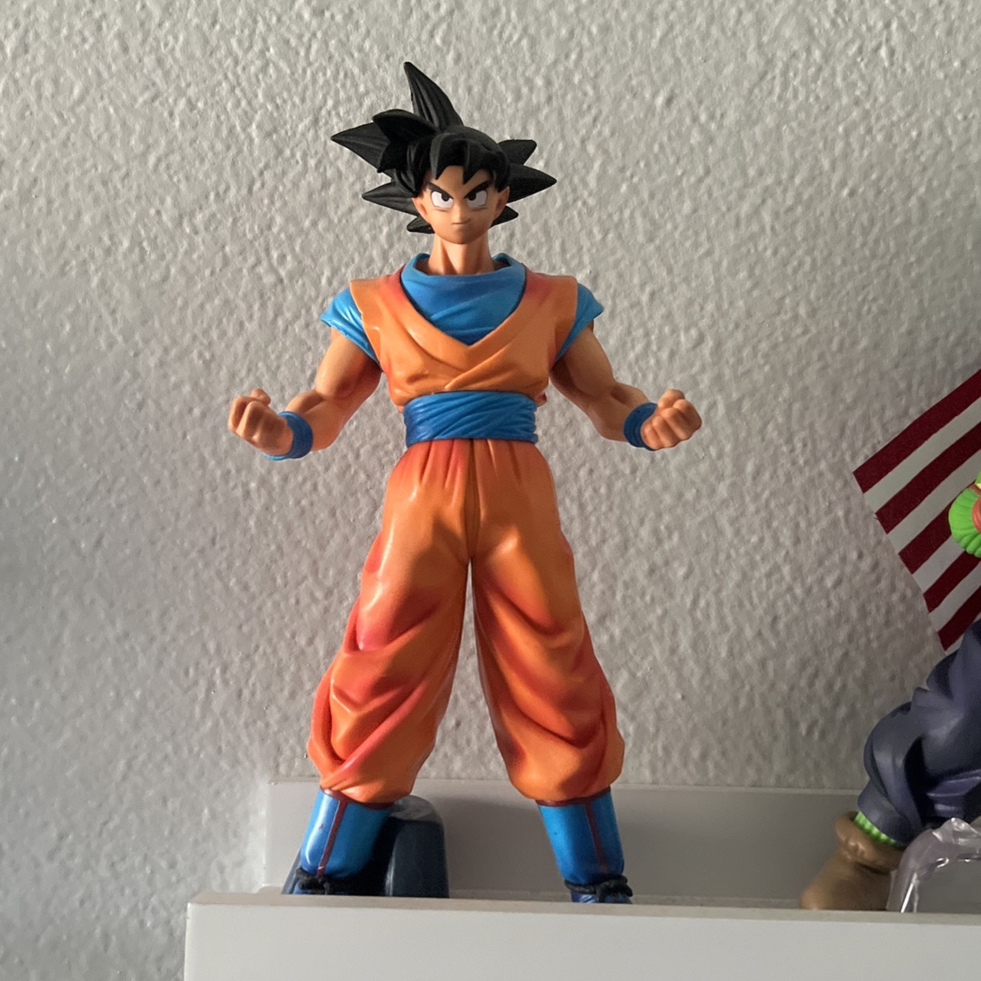 10 Inch Goku Figurine Dragon Ball Z