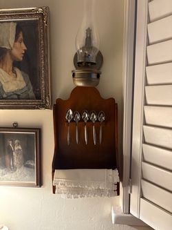Wooden Wall-Mount Spoon Rack with 5 Spoons
