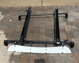 YAKIMA 2-BIKE ROOF RACK SYSTEM – LOCKING FORK MOUNTS – $95