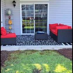 Outdoor Sectional With Outdoor Carpet 