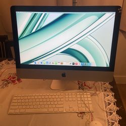 2017 Apple iMac 21.5-inch 4k Retina Display 8gb Ram 256gb Ssd Cracked Top Right Corner - Works Great 